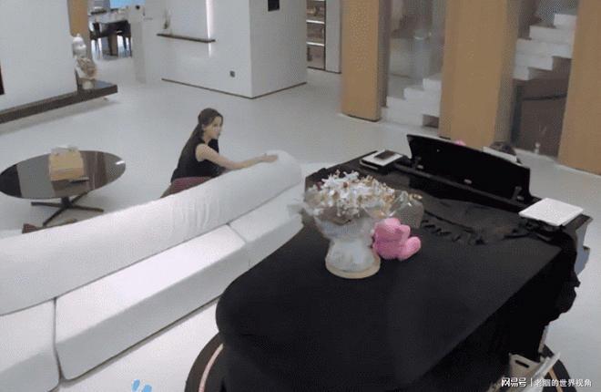 恩愛十幾年難抵殘酷現(xiàn)實(shí)？羅鋼娶小23歲郝蕾年齡差原來不算坎(圖17)